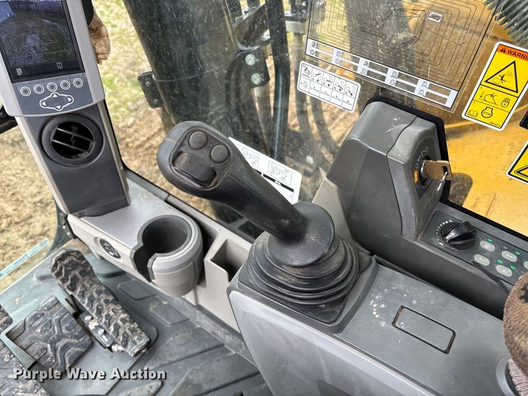 image for item EV3396 2018 Caterpillar 336FL excavator
