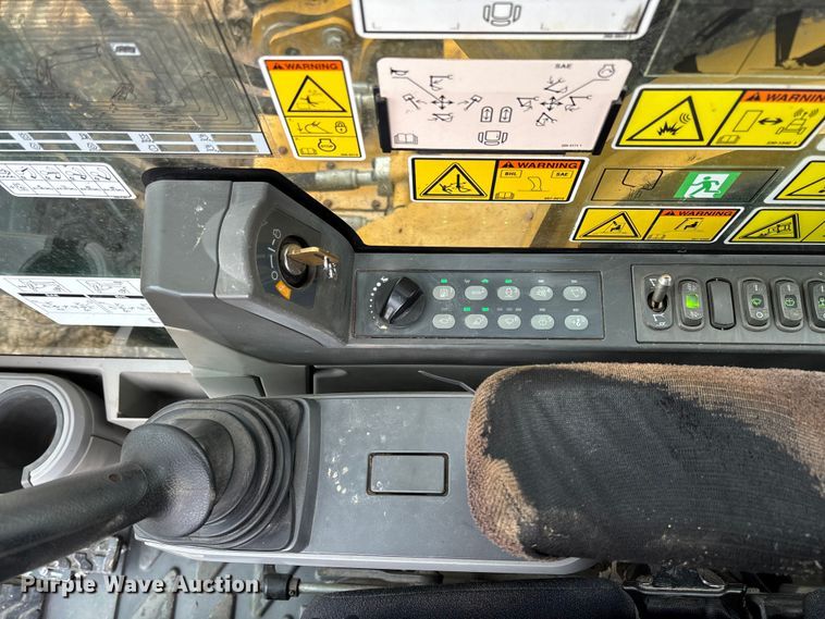 image for item EV3396 2018 Caterpillar 336FL excavator