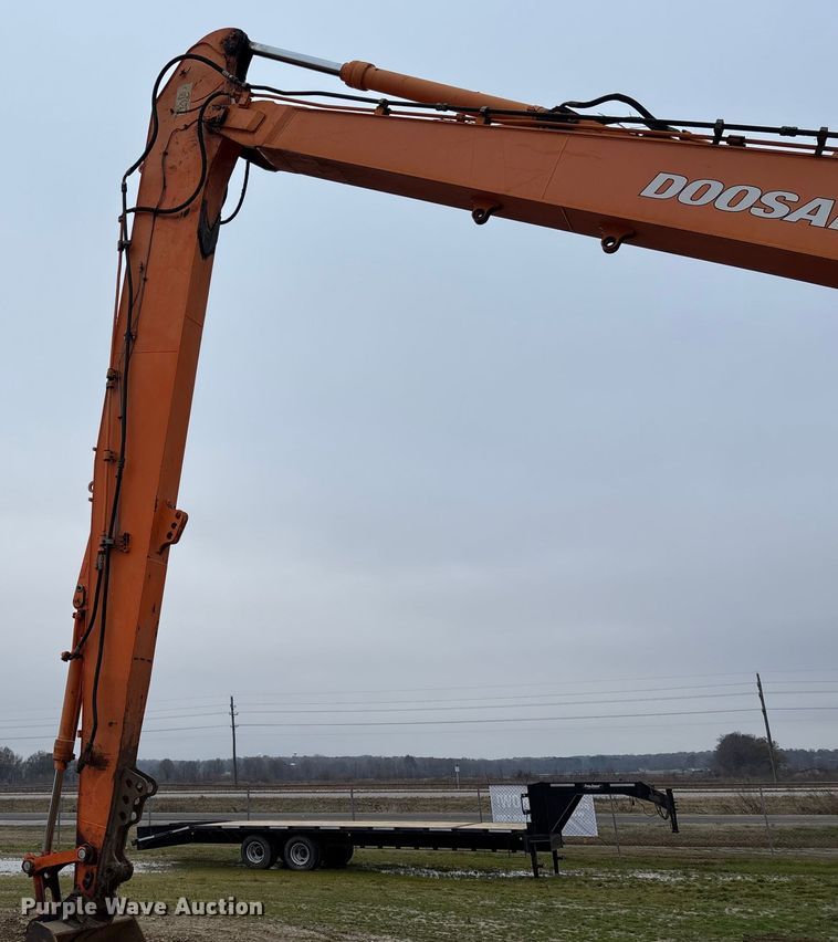 image for item EV3401 2008 Doosan DX225LC long reach excavator