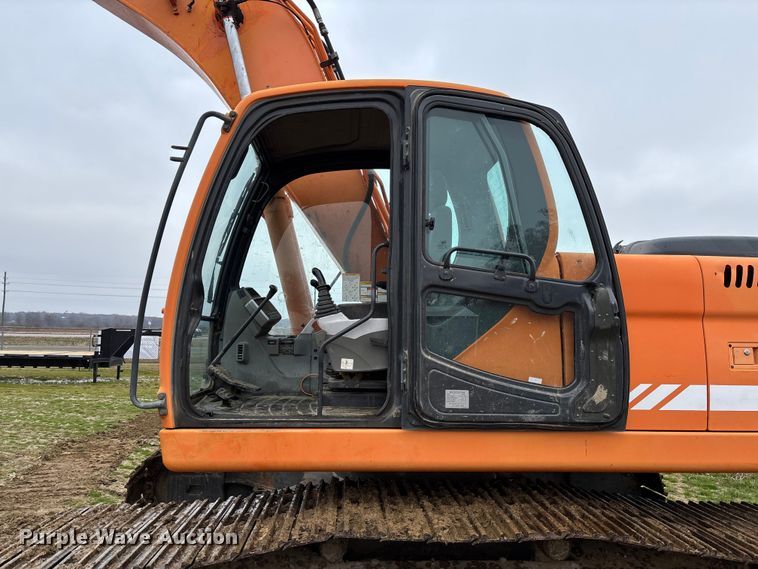 image for item EV3401 2008 Doosan DX225LC long reach excavator