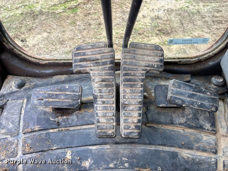 image for item EV3401 2008 Doosan DX225LC long reach excavator