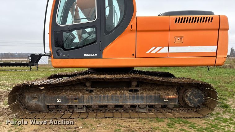 image for item EV3401 2008 Doosan DX225LC long reach excavator
