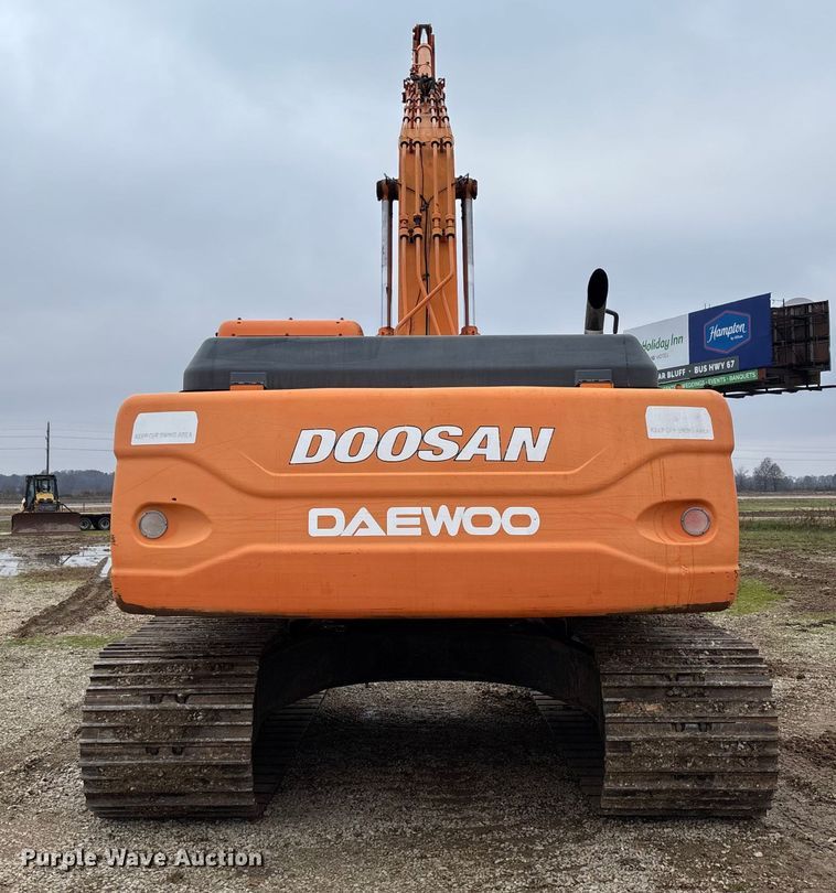 image for item EV3404 2006 Doosan DX300LC long reach excavator