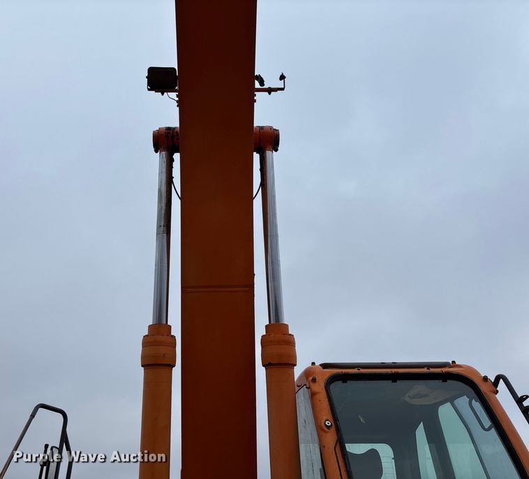 image for item EV3404 2006 Doosan DX300LC long reach excavator