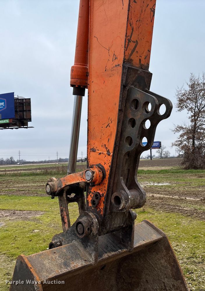 image for item EV3404 2006 Doosan DX300LC long reach excavator