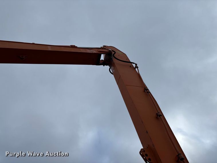 image for item EV3404 2006 Doosan DX300LC long reach excavator