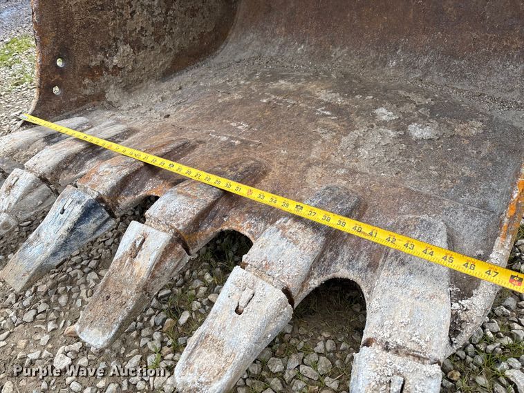 image for item EV3404 2006 Doosan DX300LC long reach excavator