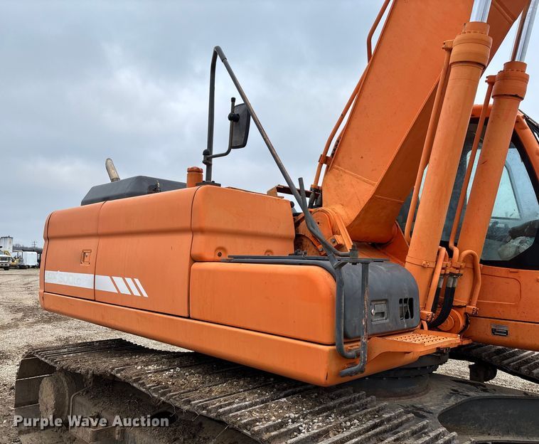 image for item EV3404 2006 Doosan DX300LC long reach excavator