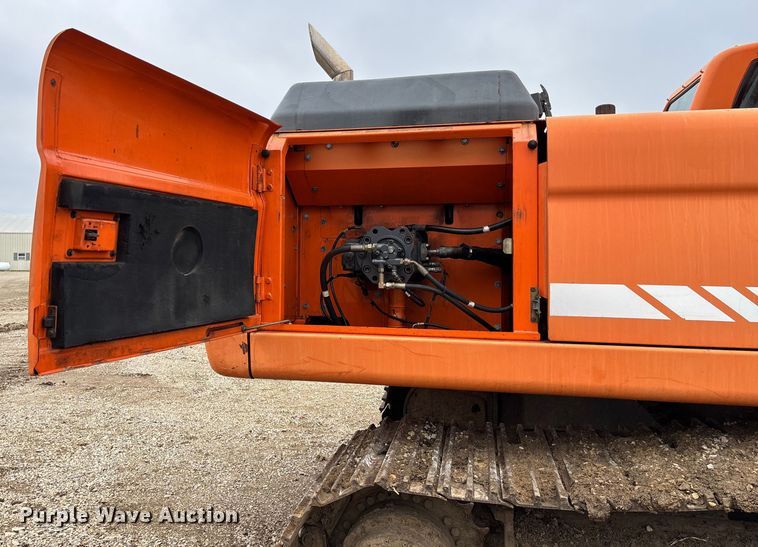 image for item EV3404 2006 Doosan DX300LC long reach excavator