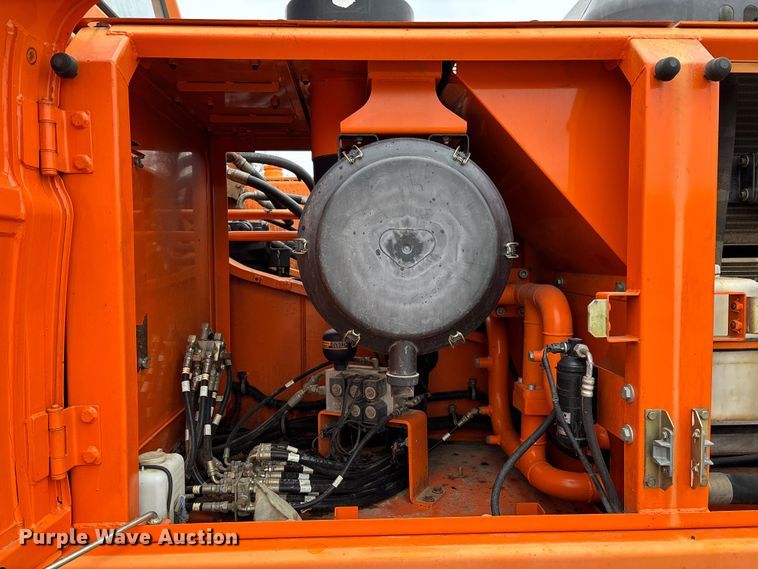 image for item EV3404 2006 Doosan DX300LC long reach excavator