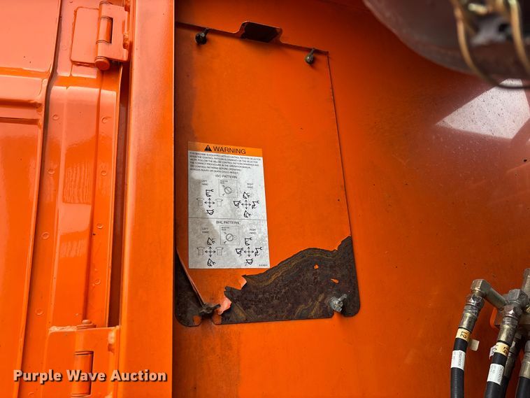 image for item EV3404 2006 Doosan DX300LC long reach excavator