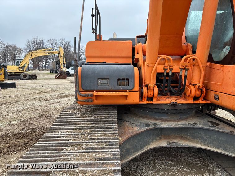 image for item EV3404 2006 Doosan DX300LC long reach excavator