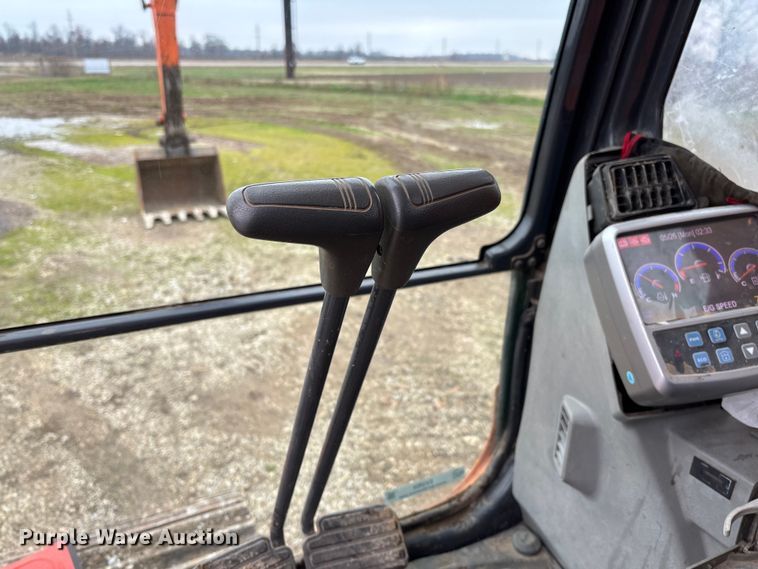 image for item EV3404 2006 Doosan DX300LC long reach excavator