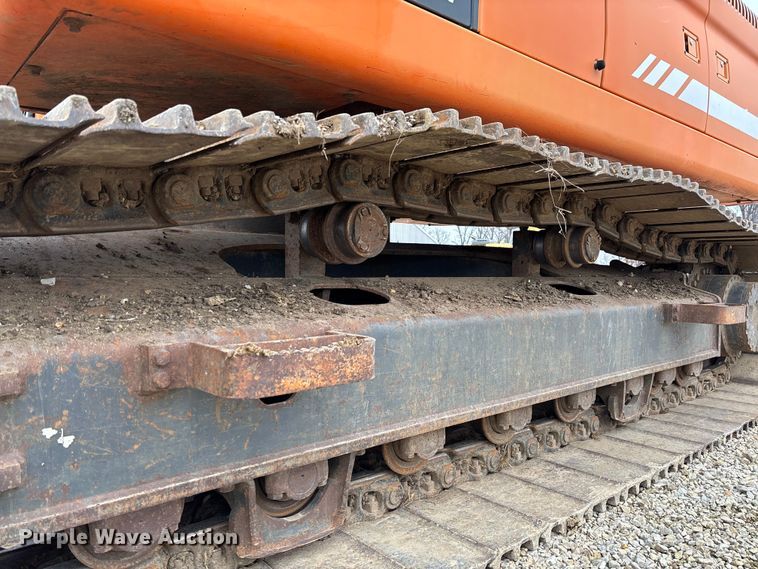 image for item EV3404 2006 Doosan DX300LC long reach excavator