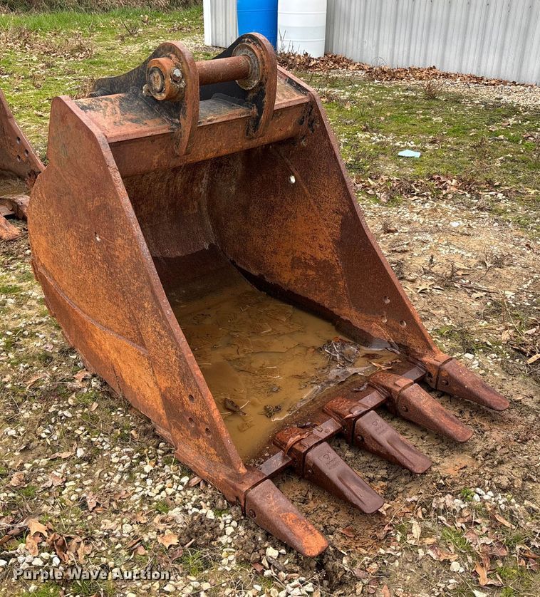 image for item EV3406 Sany SY135 excavator bucket