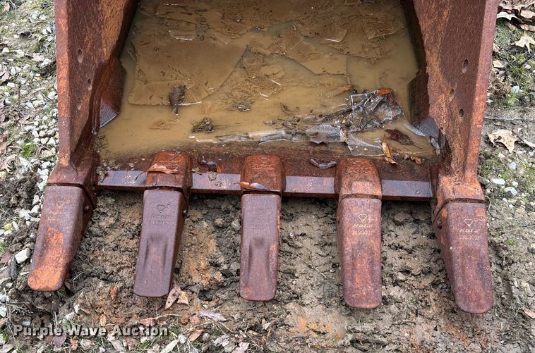 image for item EV3406 Sany SY135 excavator bucket