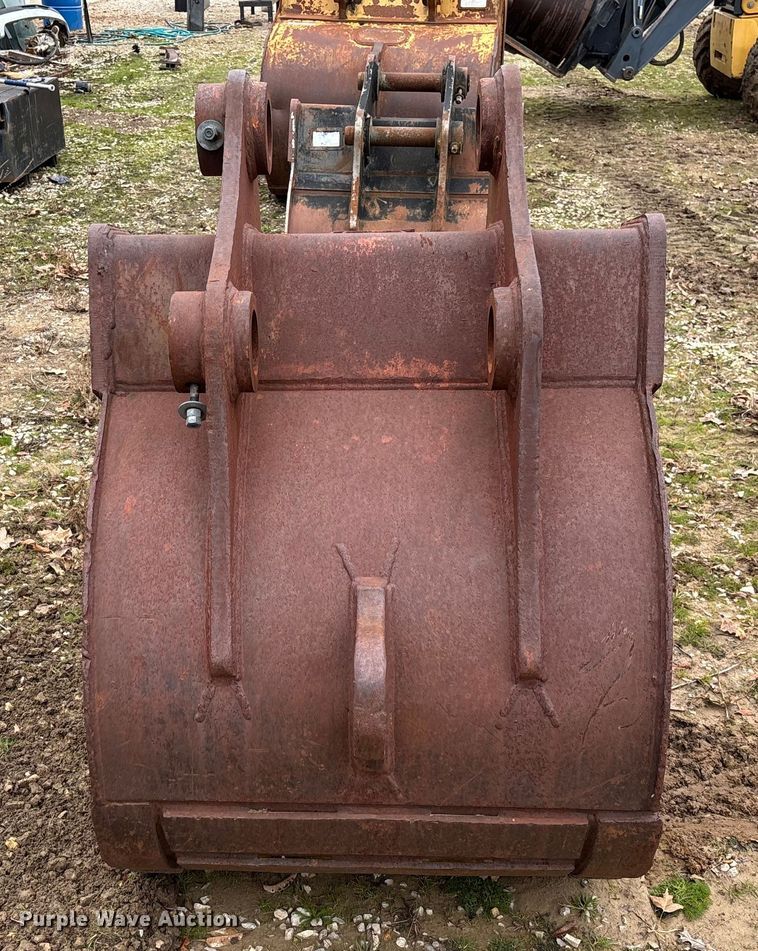 image for item EV3407 Werk-Brau Komatsu PC220 excavator bucket