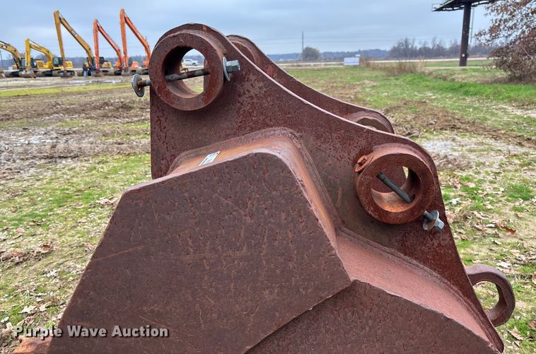 image for item EV3407 Werk-Brau Komatsu PC220 excavator bucket