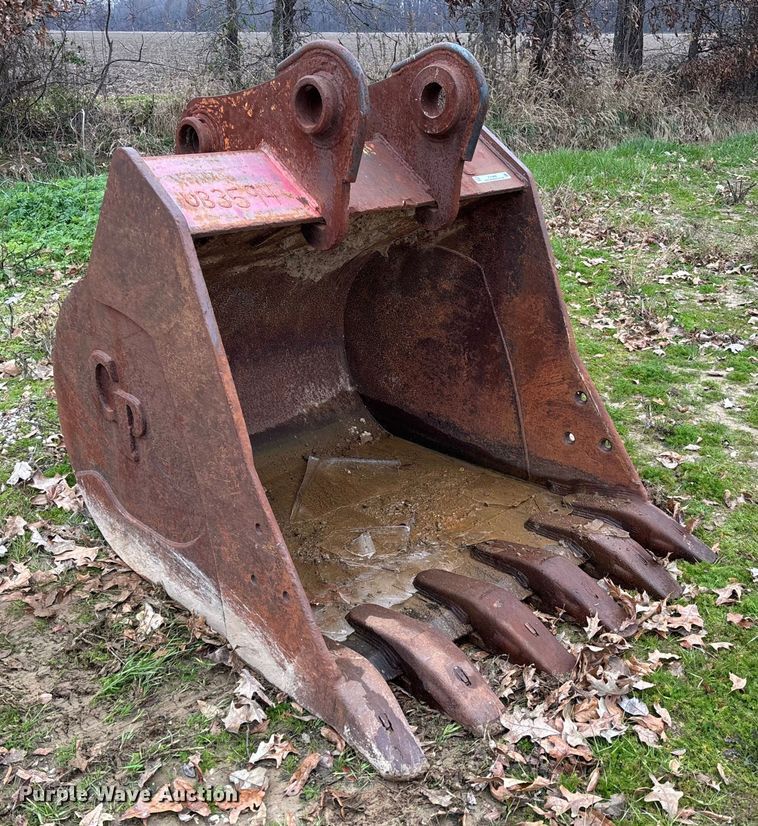 image for item EV3408 C&P John Deere 200C LC excavator bucket