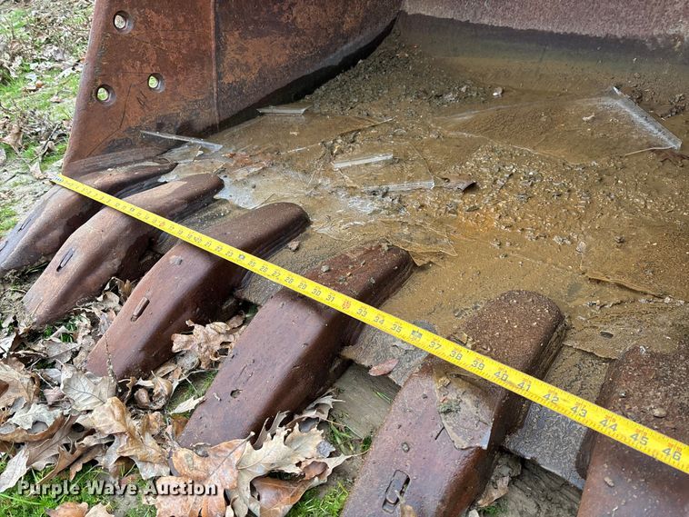 image for item EV3408 C&P John Deere 200C LC excavator bucket