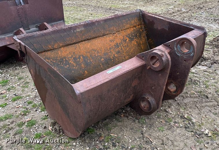 image for item EV3409 Excavator bucket