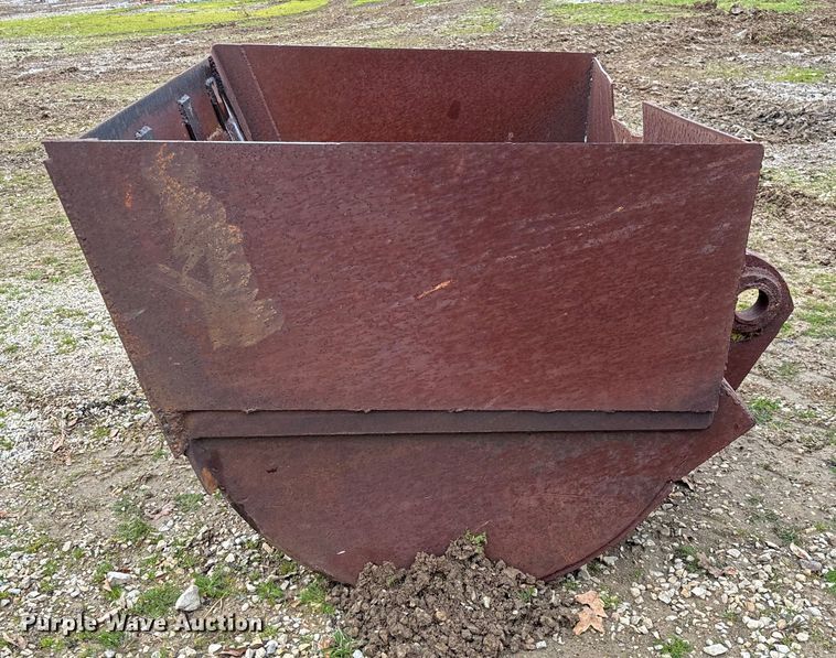 image for item EV3410 Excavator bucket
