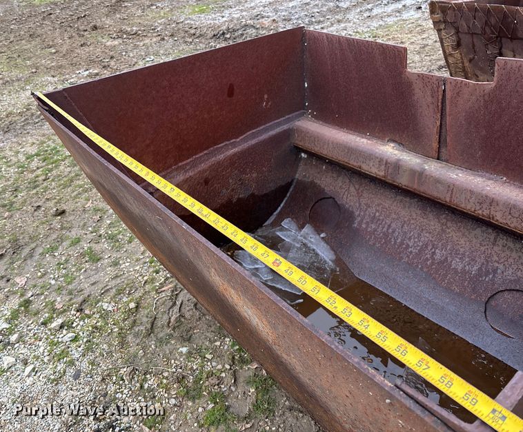 image for item EV3410 Excavator bucket