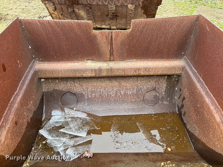 image for item EV3410 Excavator bucket