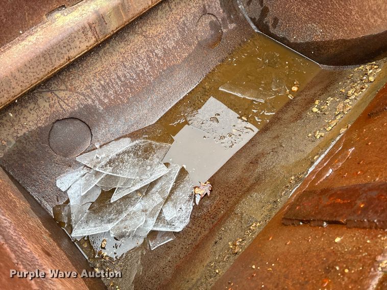 image for item EV3410 Excavator bucket