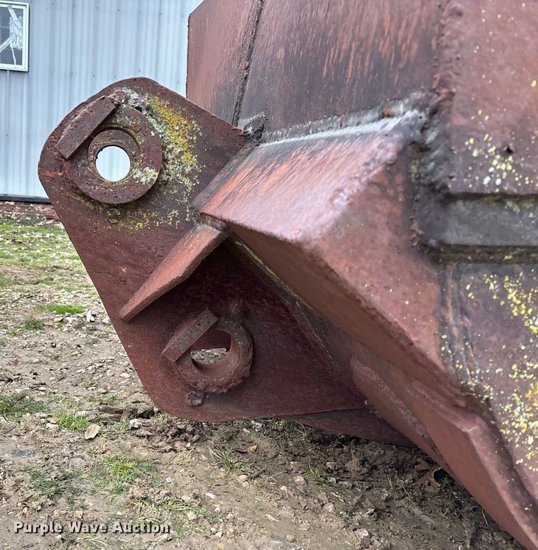 image for item EV3410 Excavator bucket