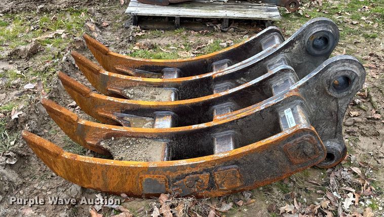 image for item EV3413 Excavator rake