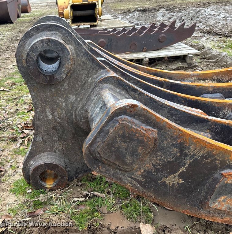 image for item EV3413 Excavator rake