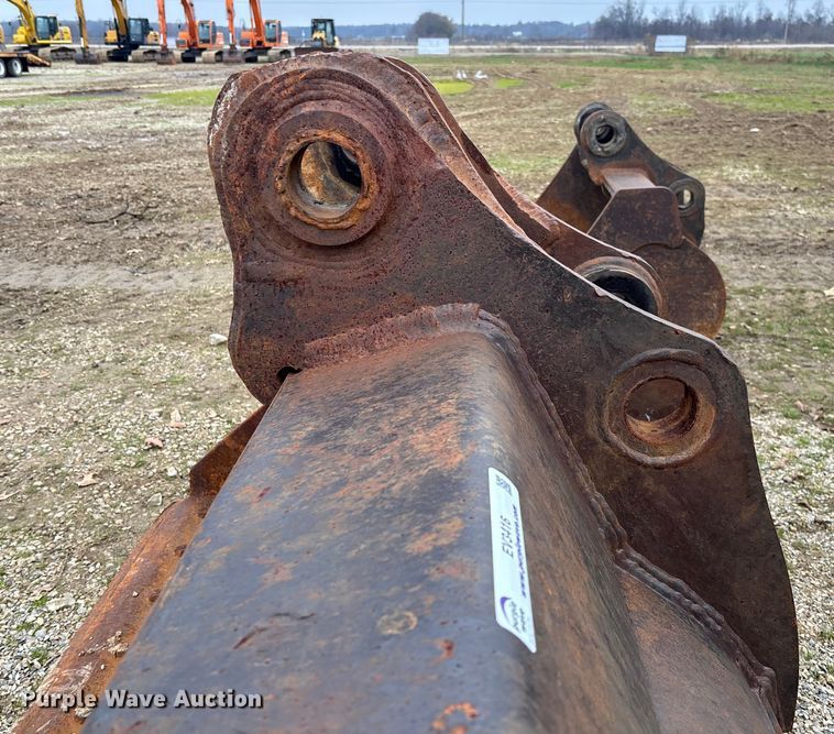 image for item EV3416 Tag Doosan DX300 excavator bucket