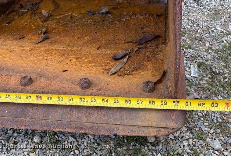 image for item EV3416 Tag Doosan DX300 excavator bucket