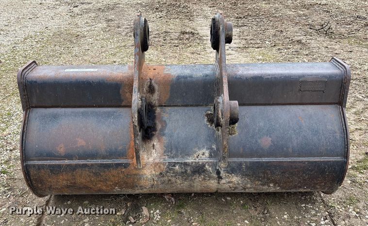 image for item EV3417 Tag Doosan DX225 excavator bucket