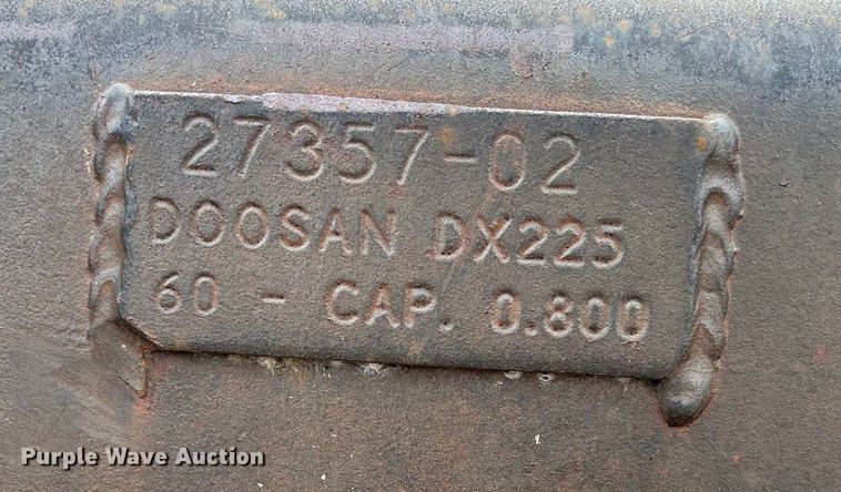 image for item EV3417 Tag Doosan DX225 excavator bucket