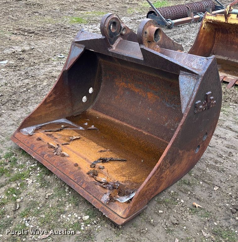 image for item EV3418 Tooth Pro 13FB48 excavator bucket