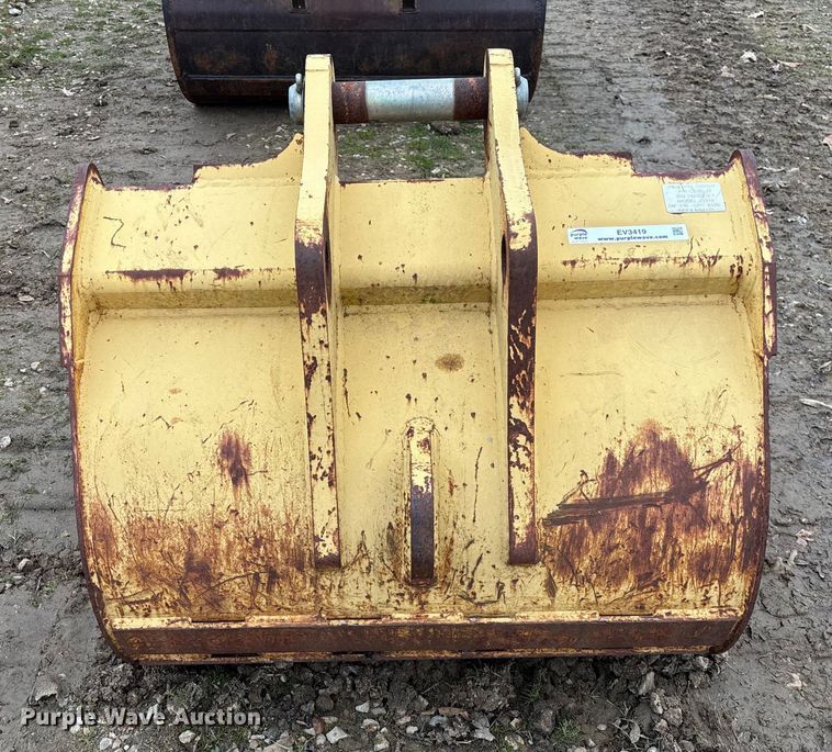 image for item EV3419 WB JD310 excavator bucket