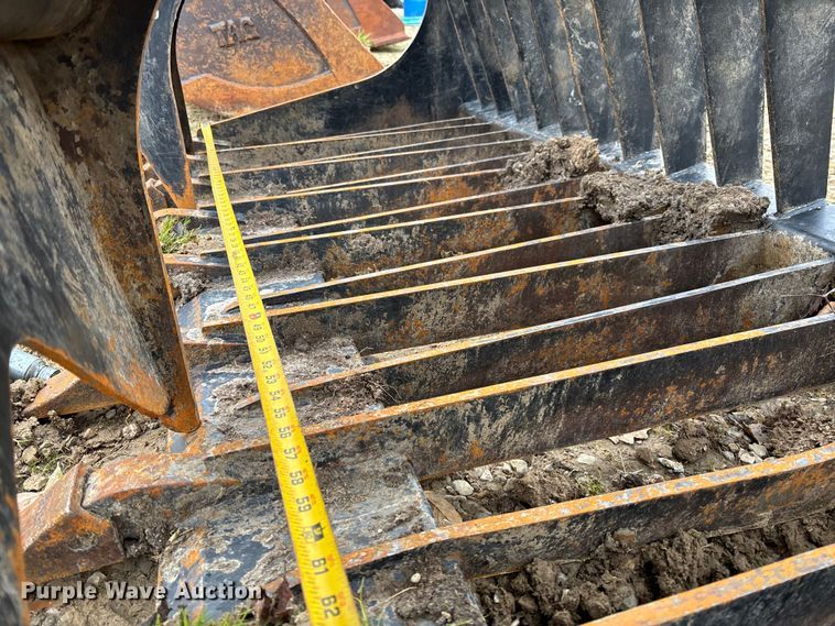 image for item EV3424 ABBOTTRG skid steer grapple bucket