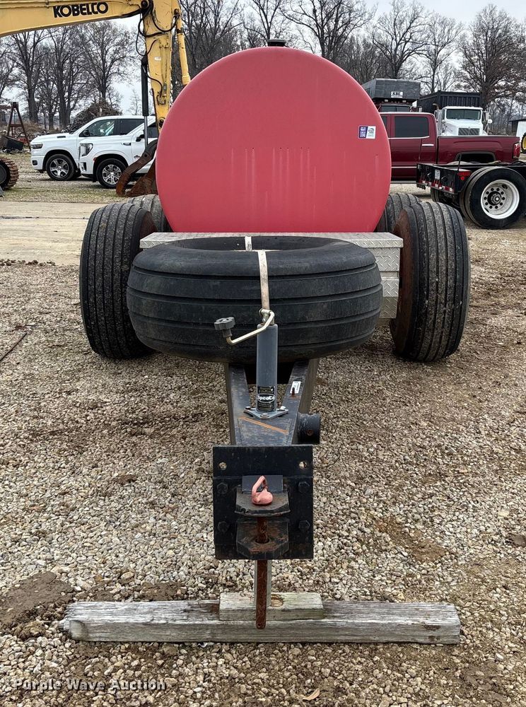 image for item EV3426 Fuel trailer