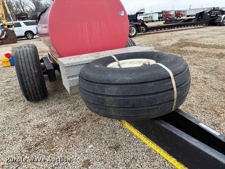 image for item EV3426 Fuel trailer