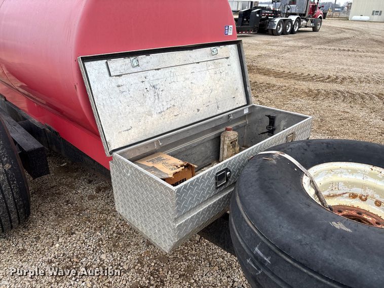 image for item EV3426 Fuel trailer