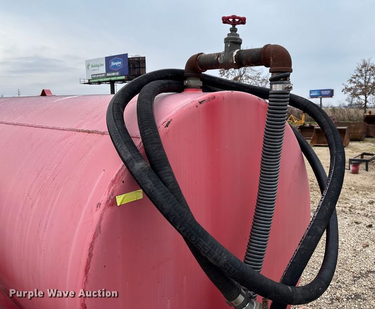 image for item EV3426 Fuel trailer