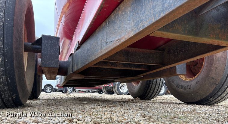 image for item EV3426 Fuel trailer