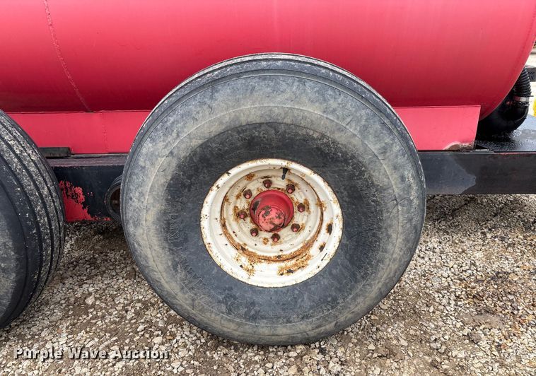 image for item EV3426 Fuel trailer