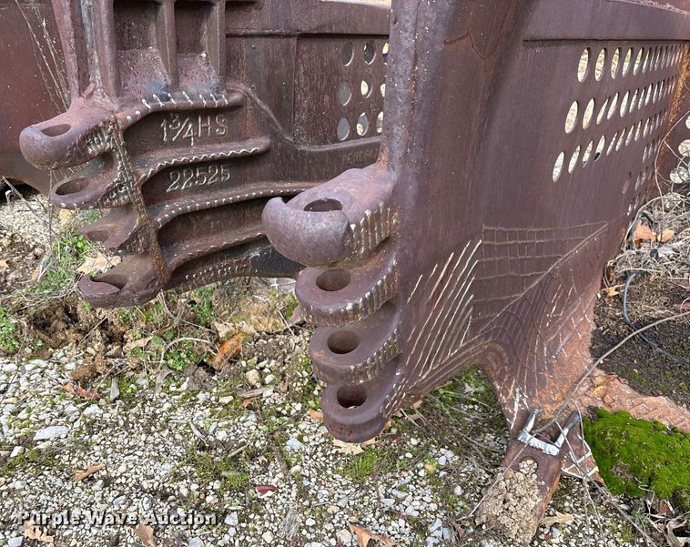 image for item EV3428 Hendrix Crane drag line bucket