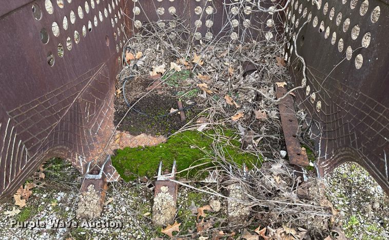 image for item EV3428 Hendrix Crane drag line bucket