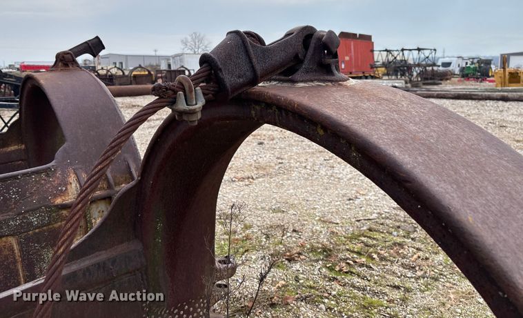 image for item EV3429 52