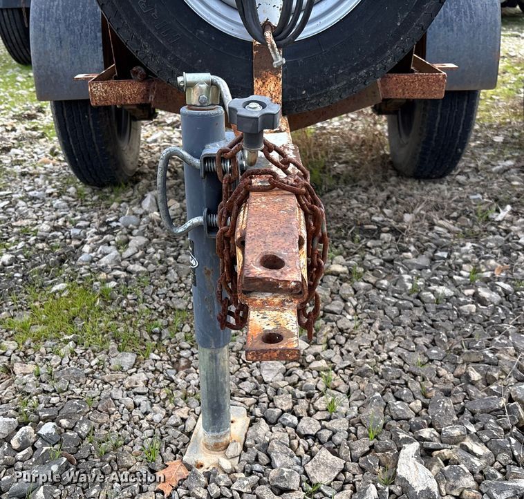 image for item EV3435 Fuel trailer