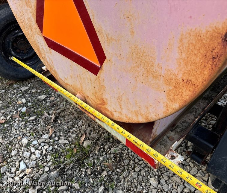 image for item EV3435 Fuel trailer